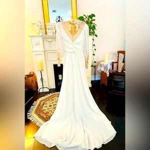 Vintage Victorian Style Lace and pearls Wedding Dress